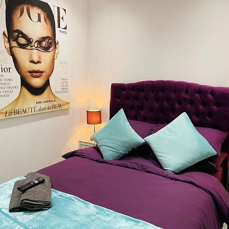 Salt Hill Windsor Legoland Eton Heathrow Luxury 2 Bed 1 Bath Free Parking Slough Exterior photo