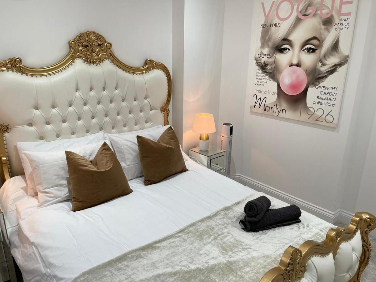 Salt Hill Windsor Legoland Eton Heathrow Luxury 2 Bed 1 Bath Free Parking Slough Exterior photo